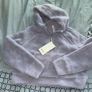 NWT Lululemon sherpa scuba